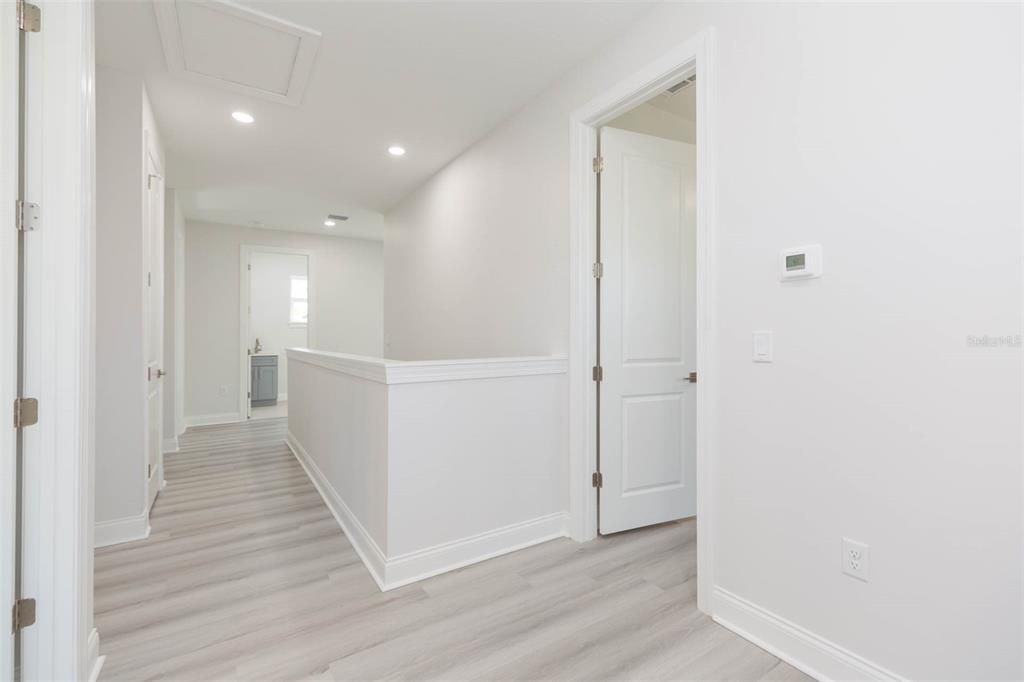 На продажу: $1,100,000 (4 спален, 3 ванн, 2697 Квадратных фут)