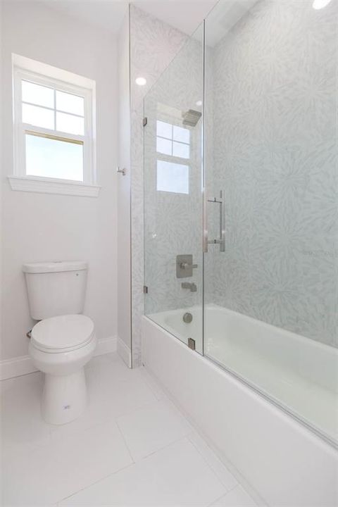 На продажу: $1,100,000 (4 спален, 3 ванн, 2697 Квадратных фут)