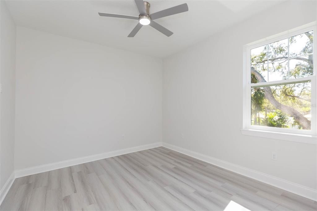 На продажу: $1,100,000 (4 спален, 3 ванн, 2697 Квадратных фут)