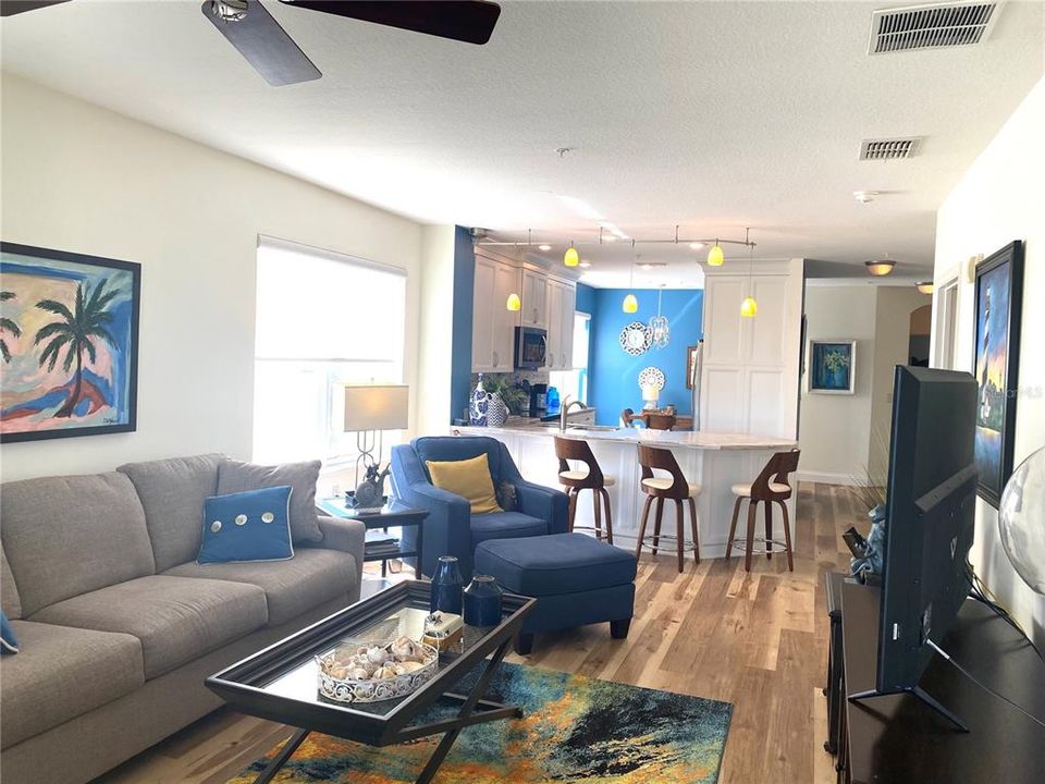 For Sale: $495,000 (3 beds, 2 baths, 1712 Square Feet)