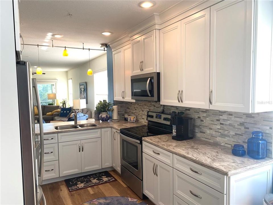 For Sale: $495,000 (3 beds, 2 baths, 1712 Square Feet)