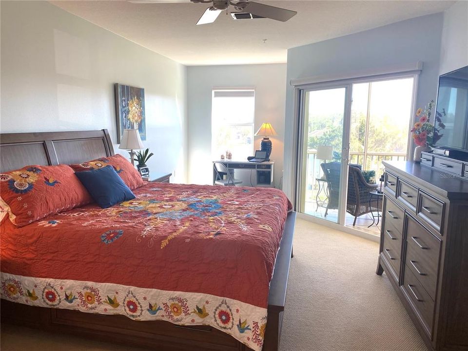 For Sale: $495,000 (3 beds, 2 baths, 1712 Square Feet)