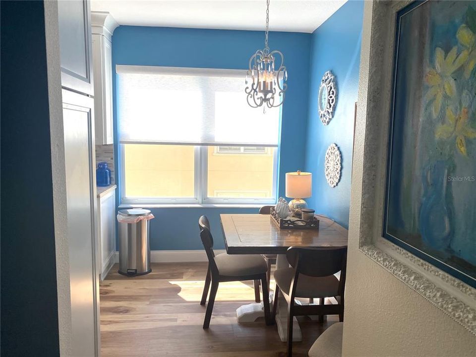 For Sale: $495,000 (3 beds, 2 baths, 1712 Square Feet)