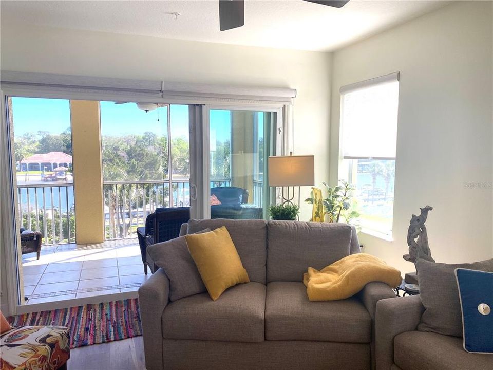 For Sale: $495,000 (3 beds, 2 baths, 1712 Square Feet)