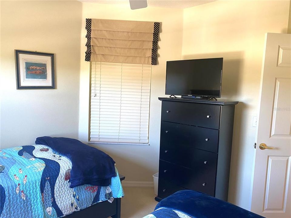 For Sale: $495,000 (3 beds, 2 baths, 1712 Square Feet)