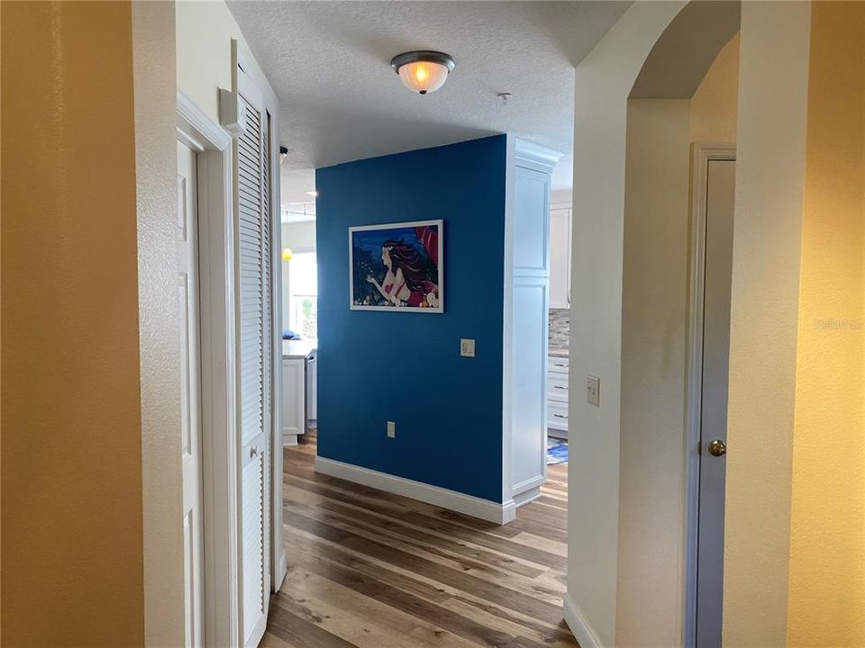 For Sale: $495,000 (3 beds, 2 baths, 1712 Square Feet)