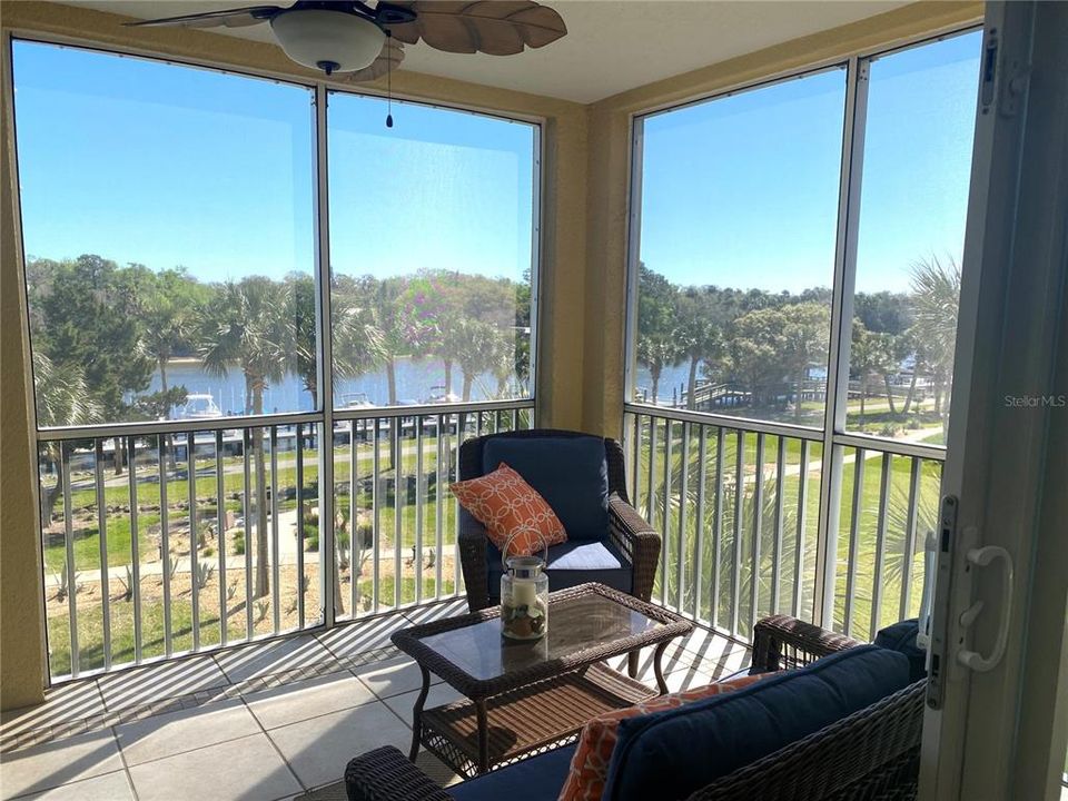 For Sale: $495,000 (3 beds, 2 baths, 1712 Square Feet)