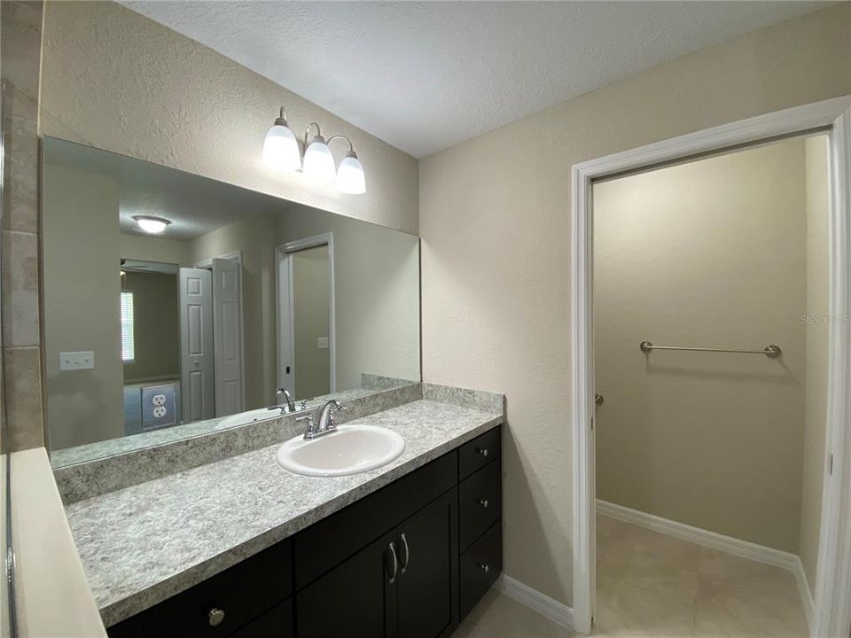 出租: $1,795 (3 贝兹, 2 浴室, 1555 平方英尺)