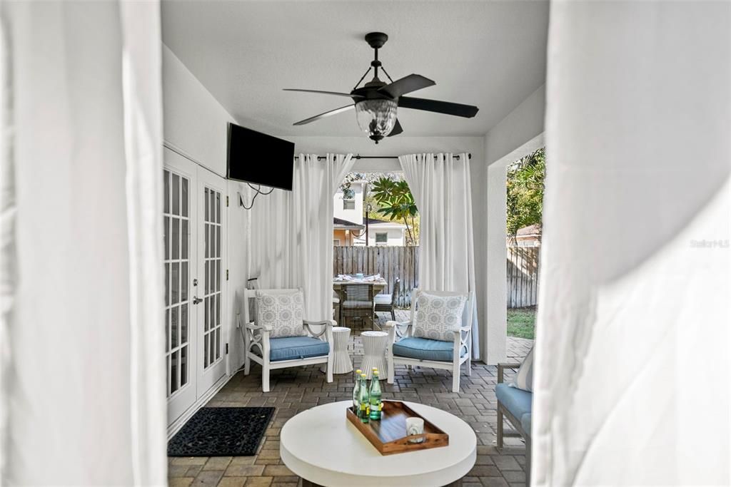 На продажу: $1,398,000 (4 спален, 2 ванн, 2758 Квадратных фут)