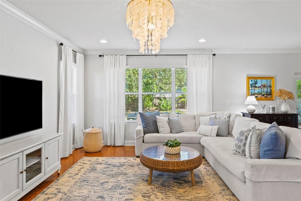 На продажу: $1,398,000 (4 спален, 2 ванн, 2758 Квадратных фут)