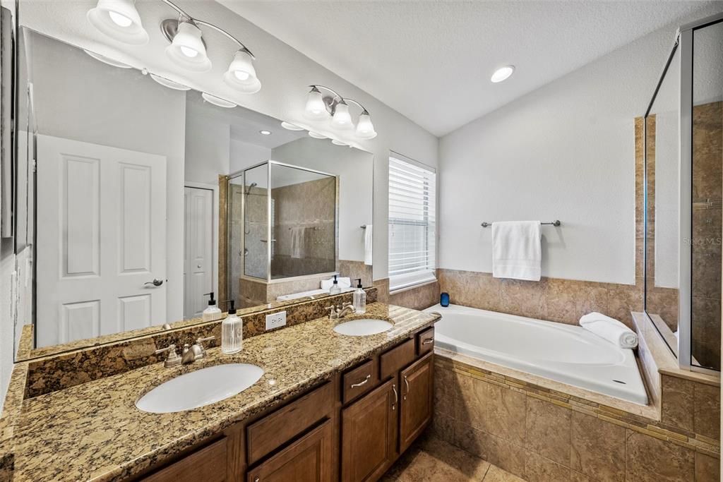 На продажу: $1,398,000 (4 спален, 2 ванн, 2758 Квадратных фут)