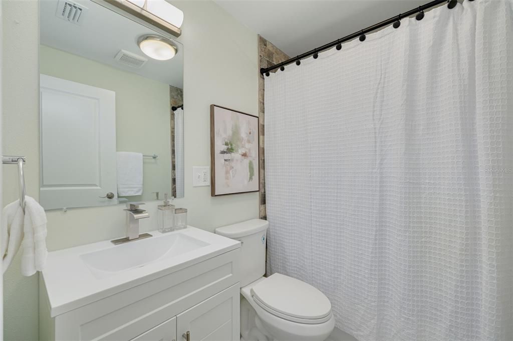 En Venta: $450,000 (2 camas, 1 baños, 1133 Pies cuadrados)