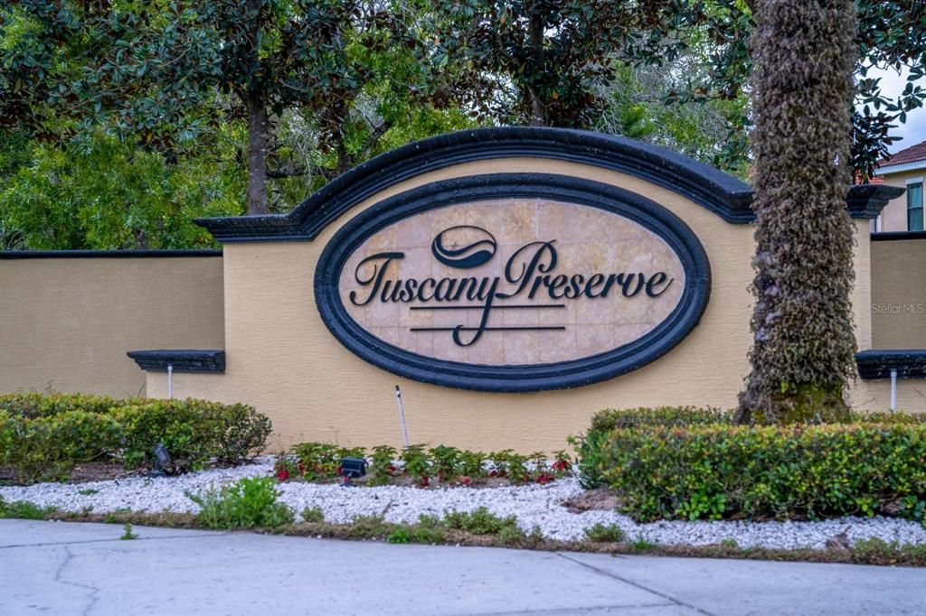 For Rent: $1,600 (2 beds, 2 baths, 1055 Square Feet)