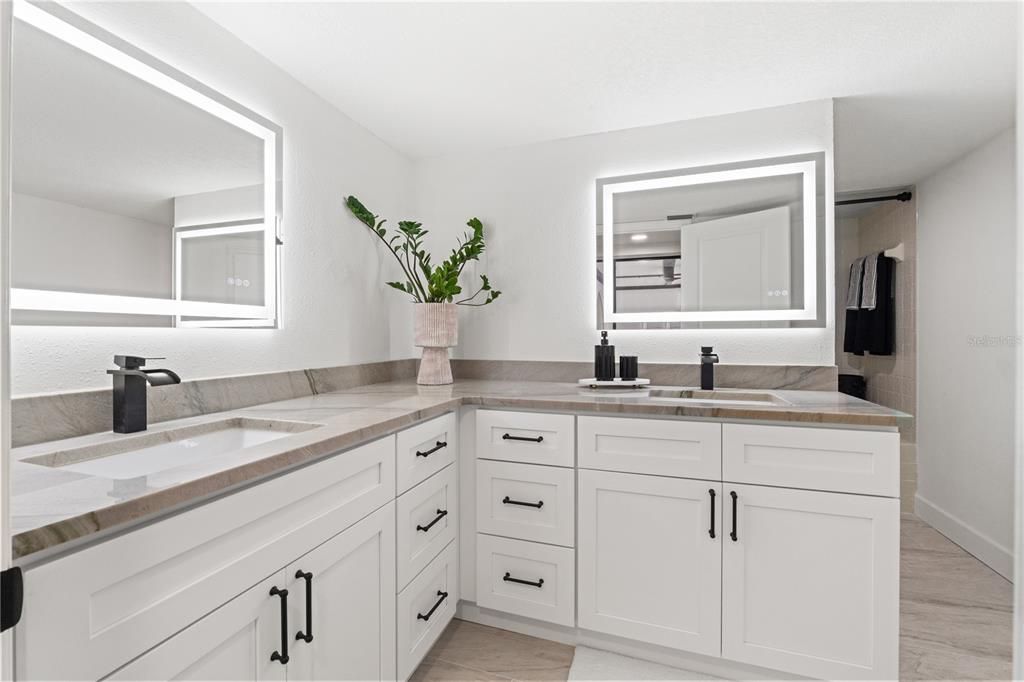 For Sale: $597,700 (5 beds, 3 baths, 2934 Square Feet)