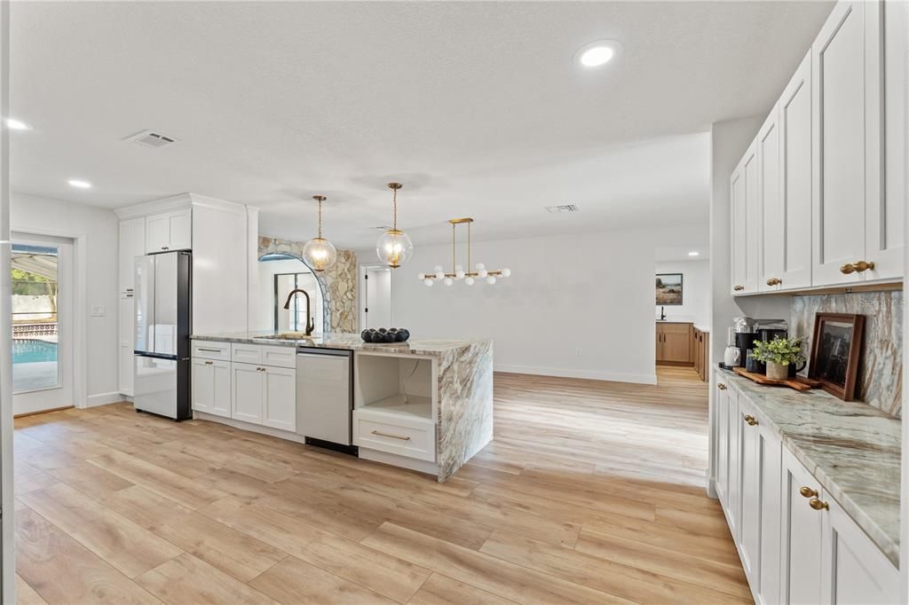 For Sale: $597,700 (5 beds, 3 baths, 2934 Square Feet)