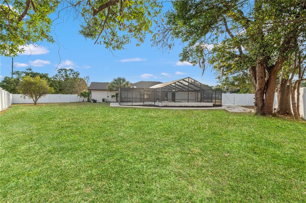 For Sale: $597,700 (5 beds, 3 baths, 2934 Square Feet)