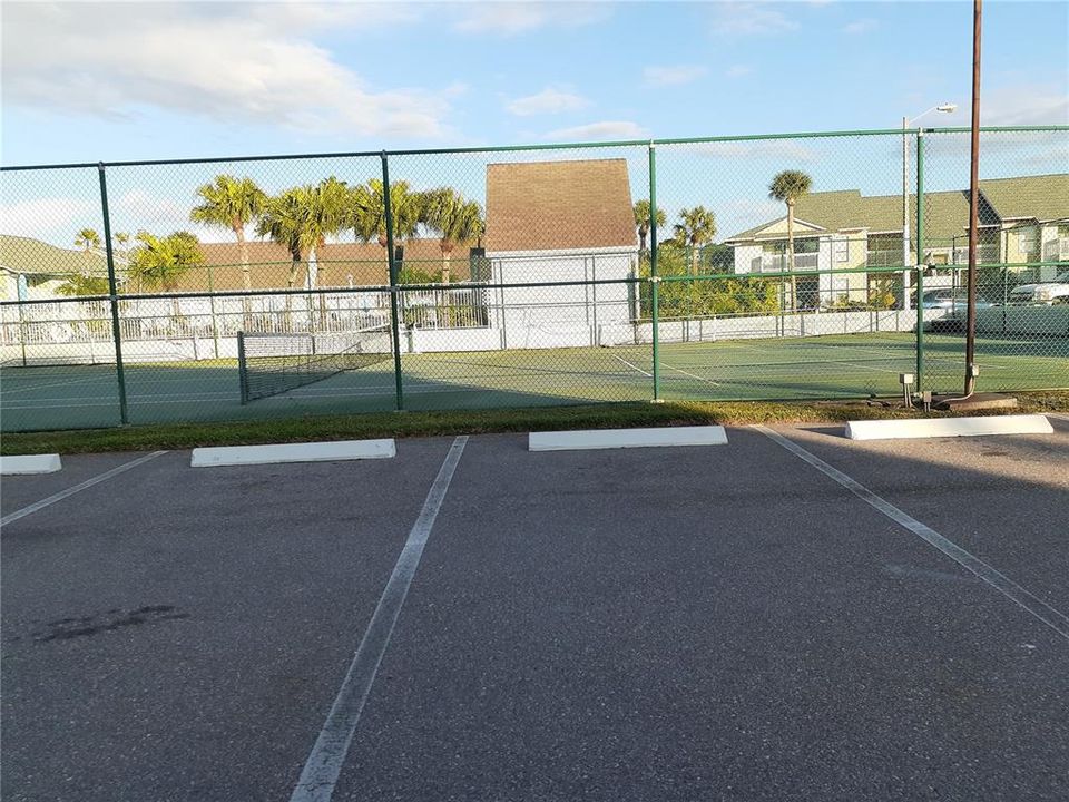 For Rent: $1,875 (2 beds, 2 baths, 898 Square Feet)