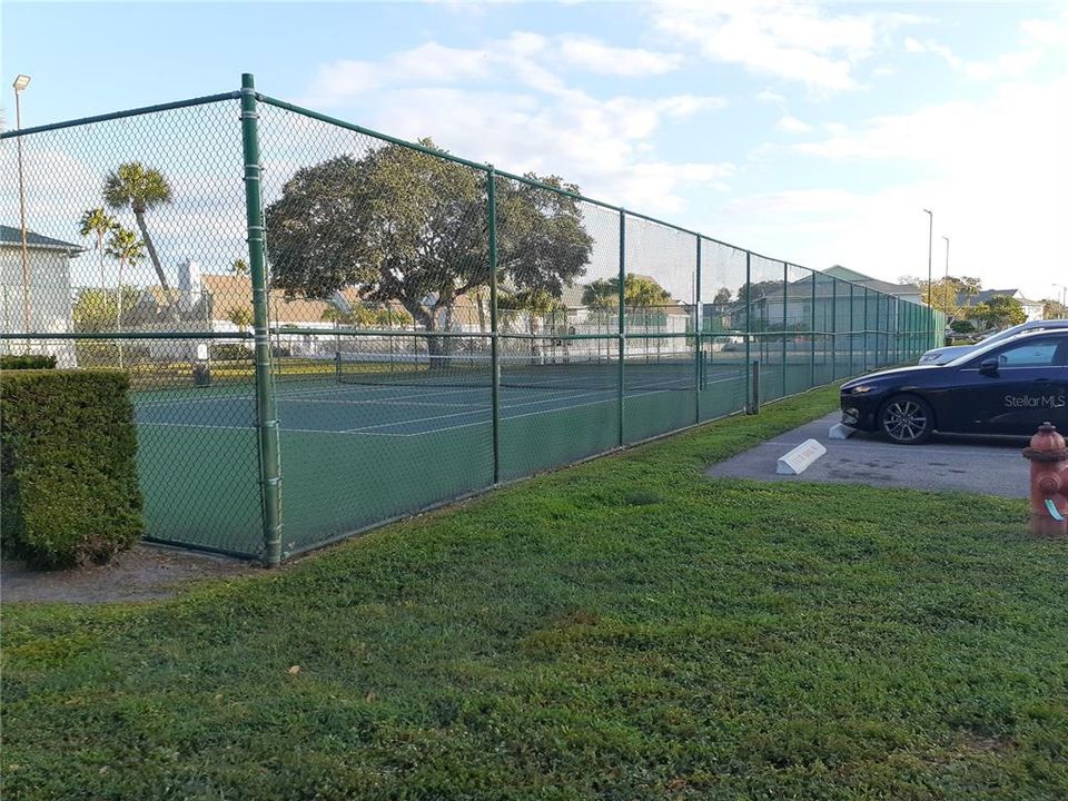 For Rent: $1,875 (2 beds, 2 baths, 898 Square Feet)