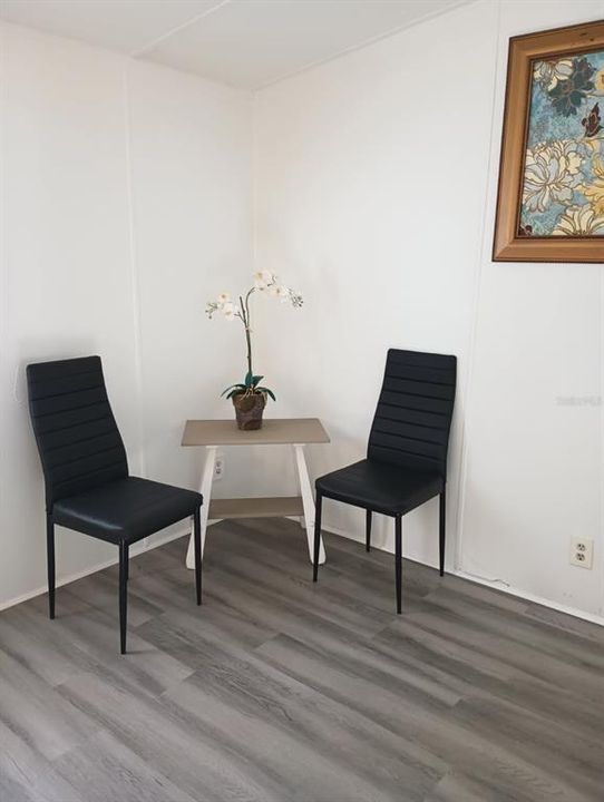 En Venta: $25,000 (2 camas, 2 baños, 868 Pies cuadrados)