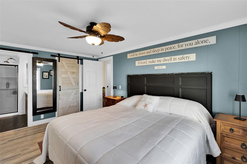 待售: $162,500 (2 贝兹, 2 浴室, 1055 平方英尺)