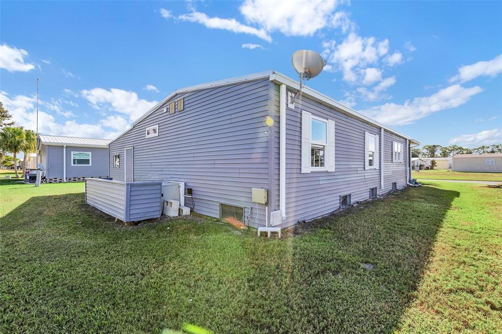 待售: $162,500 (2 贝兹, 2 浴室, 1055 平方英尺)