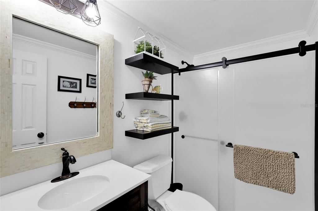 待售: $162,500 (2 贝兹, 2 浴室, 1055 平方英尺)