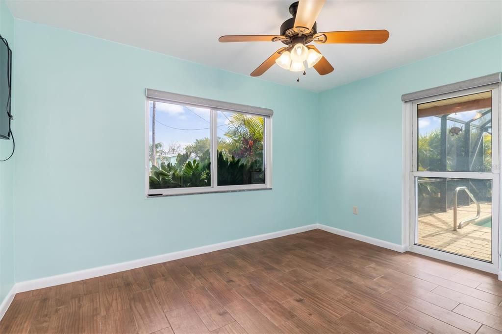 For Sale: $493,000 (3 beds, 2 baths, 1532 Square Feet)