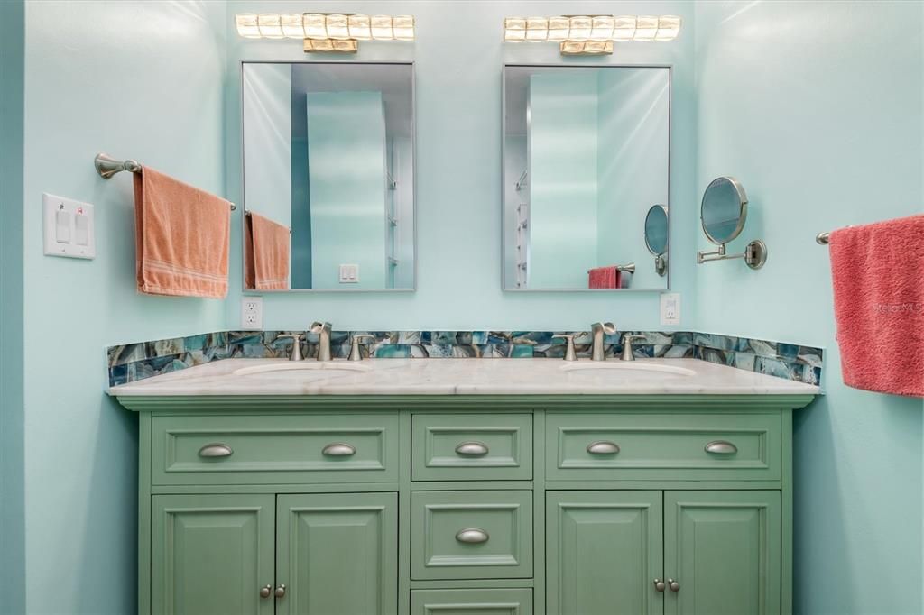 For Sale: $493,000 (3 beds, 2 baths, 1532 Square Feet)