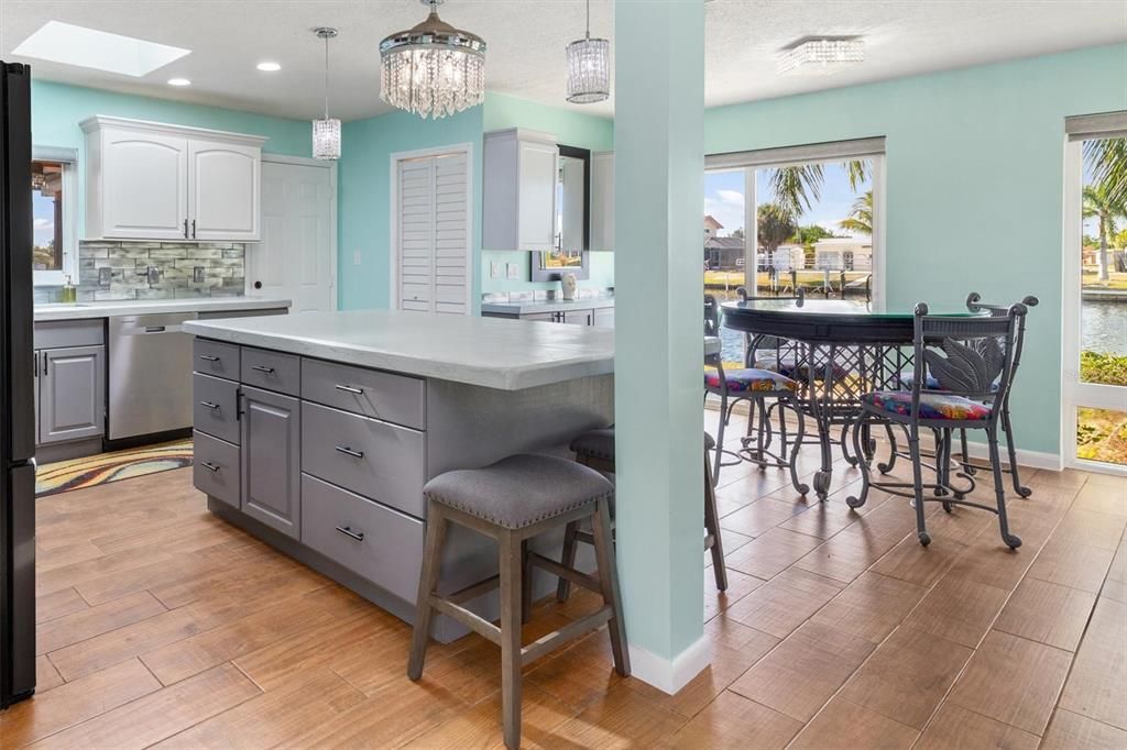 For Sale: $493,000 (3 beds, 2 baths, 1532 Square Feet)