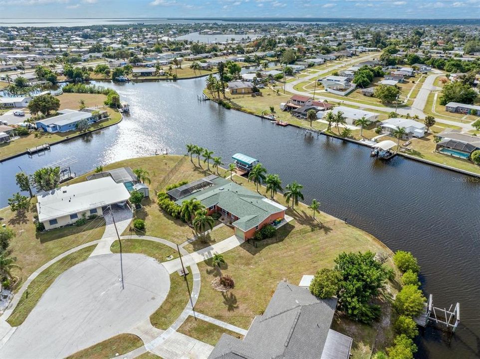 For Sale: $493,000 (3 beds, 2 baths, 1532 Square Feet)