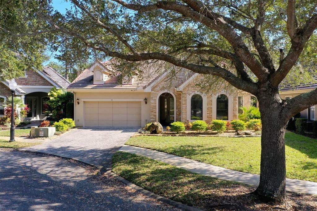 For Sale: $650,000 (3 beds, 2 baths, 2246 Square Feet)