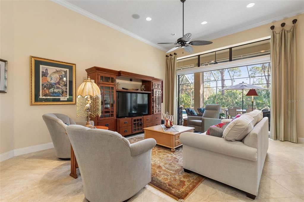 For Sale: $650,000 (3 beds, 2 baths, 2246 Square Feet)