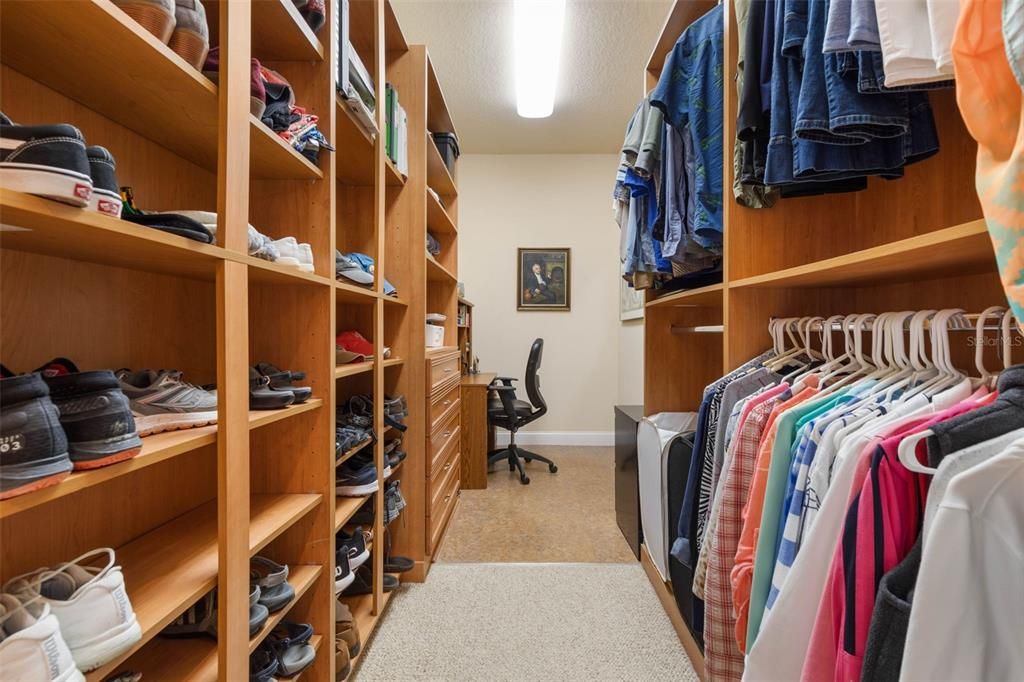 For Sale: $650,000 (3 beds, 2 baths, 2246 Square Feet)