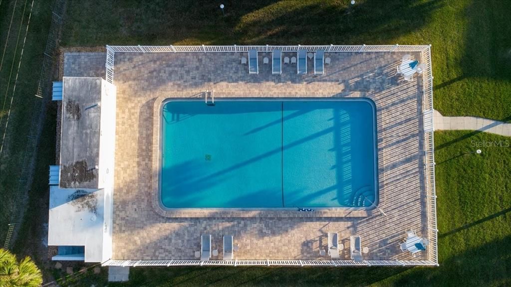 На продажу: $299,900 (2 спален, 2 ванн, 1184 Квадратных фут)