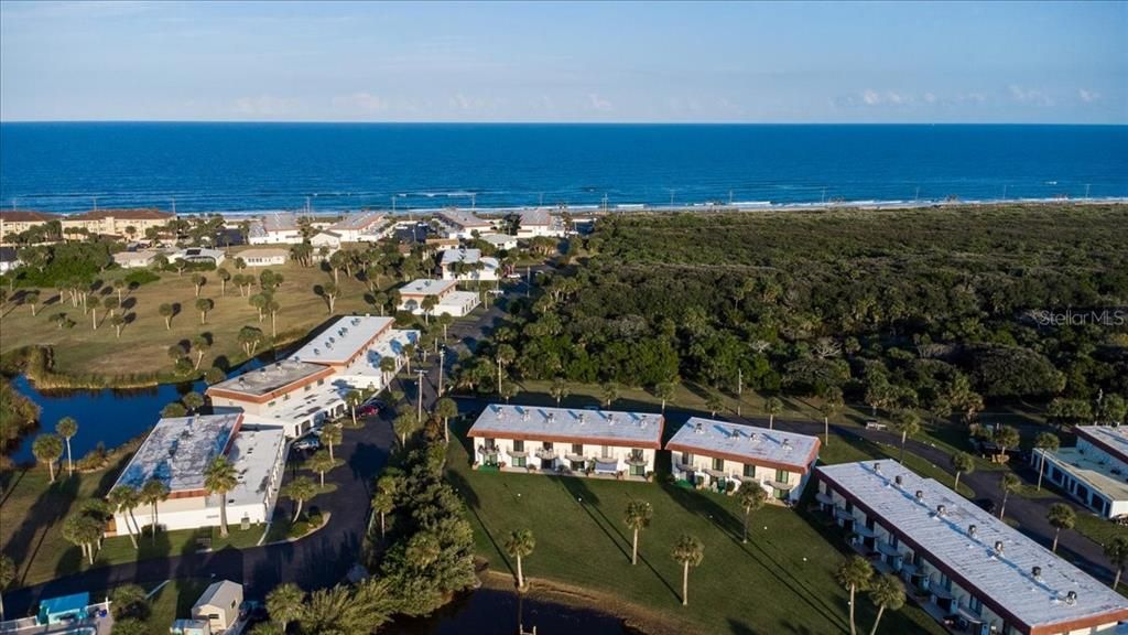 На продажу: $299,900 (2 спален, 2 ванн, 1184 Квадратных фут)