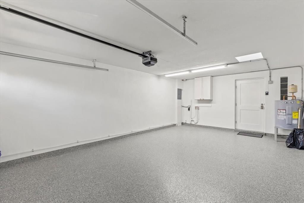 На продажу: $299,900 (2 спален, 2 ванн, 1184 Квадратных фут)