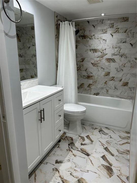 For Rent: $1,700 (2 beds, 2 baths, 1000 Square Feet)