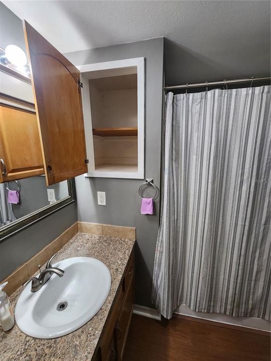 En Renta: $1,295 (2 camas, 1 baños, 840 Pies cuadrados)