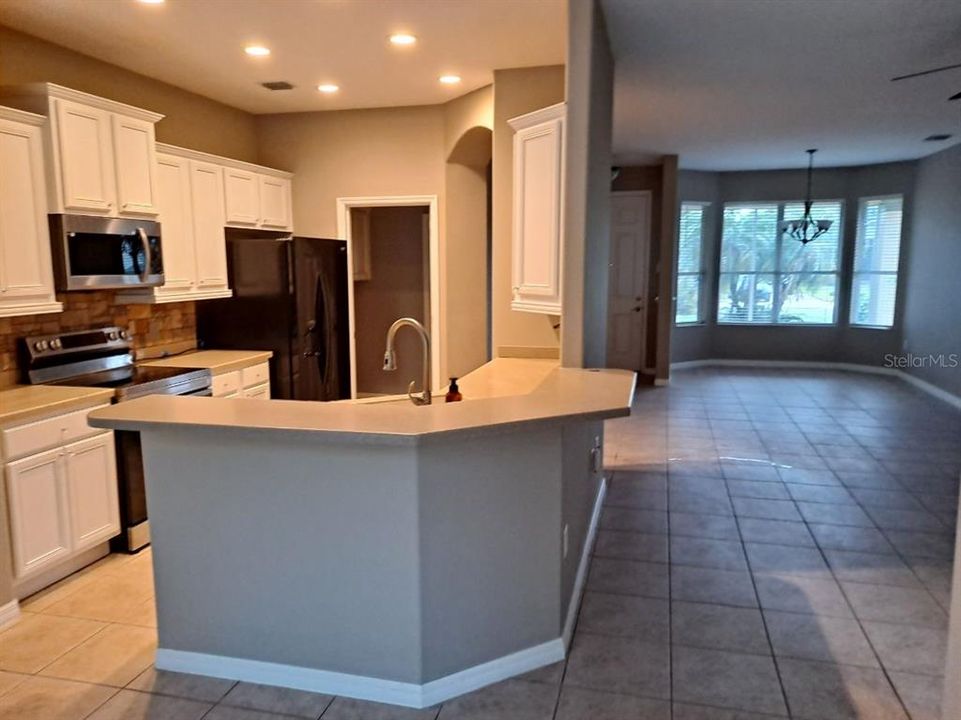 出租: $2,000 (3 贝兹, 2 浴室, 1472 平方英尺)