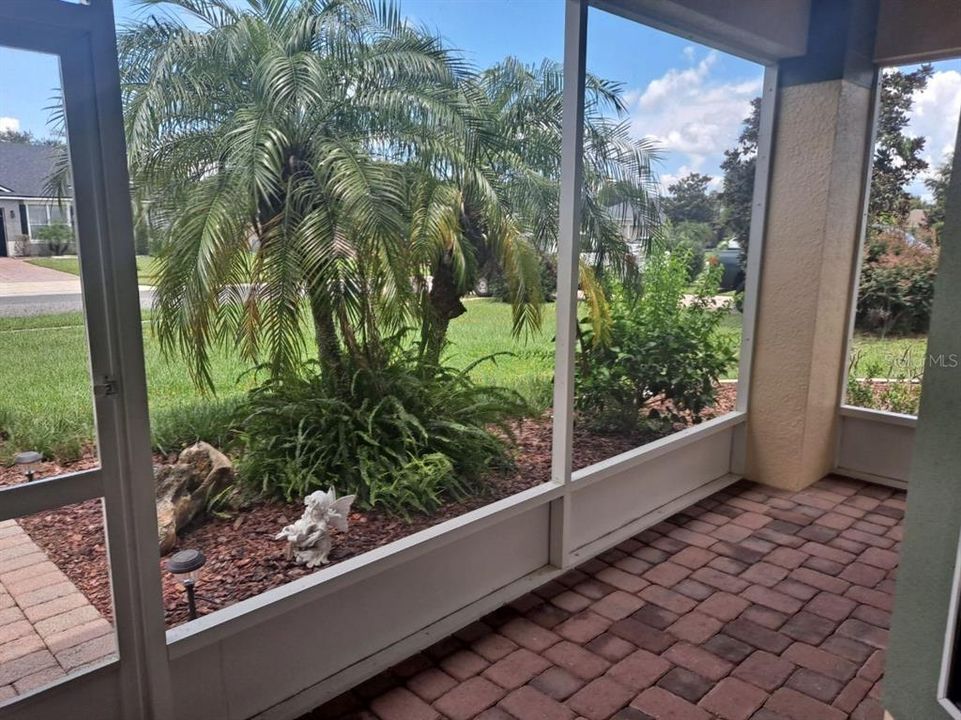 出租: $2,000 (3 贝兹, 2 浴室, 1472 平方英尺)