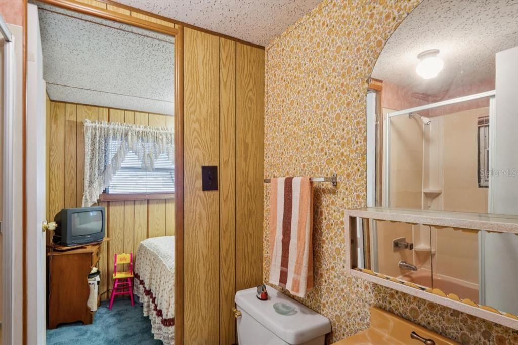 待售: $225,000 (4 贝兹, 3 浴室, 1464 平方英尺)