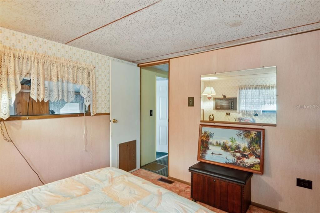 待售: $225,000 (4 贝兹, 3 浴室, 1464 平方英尺)