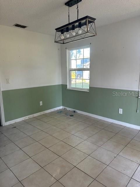 For Sale: $225,500 (3 beds, 2 baths, 1173 Square Feet)