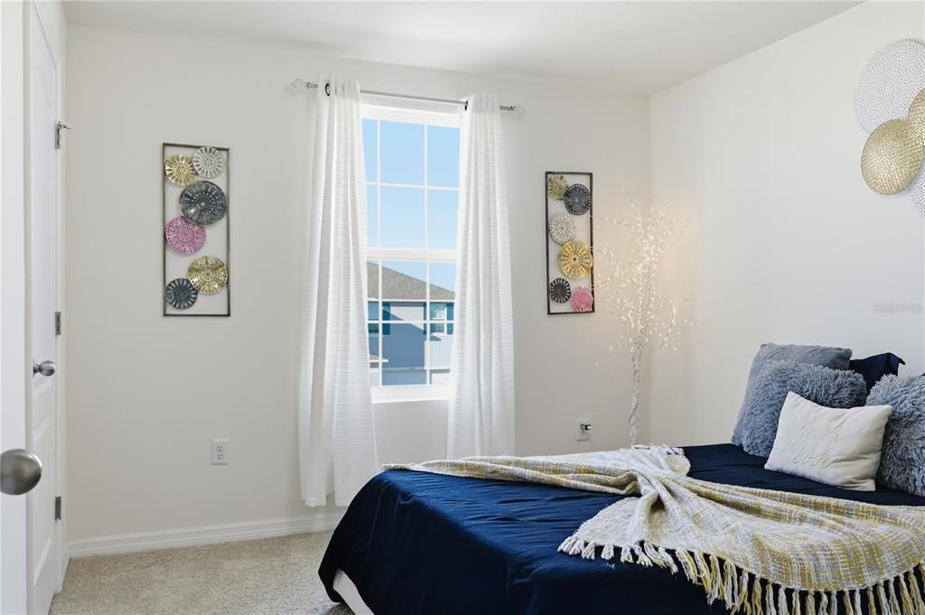 For Sale: $415,000 (4 beds, 3 baths, 2748 Square Feet)