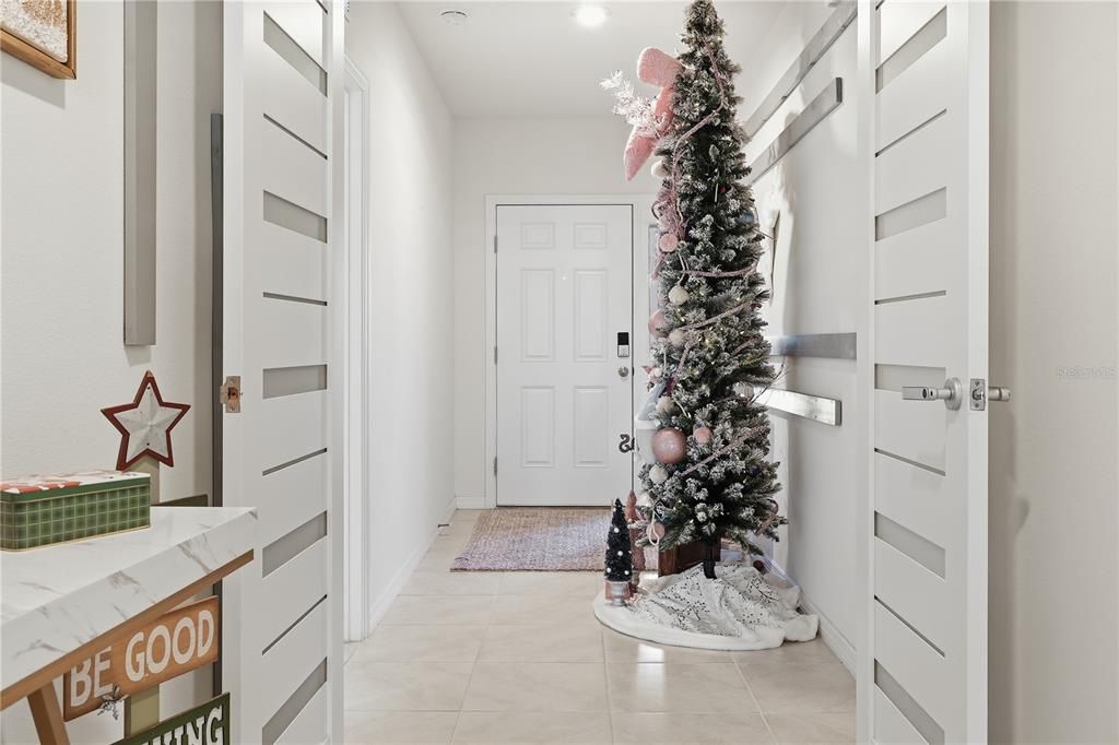 For Sale: $415,000 (4 beds, 3 baths, 2748 Square Feet)