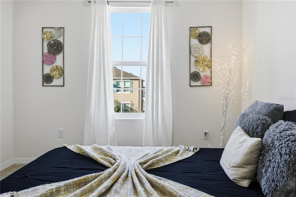 For Sale: $415,000 (4 beds, 3 baths, 2748 Square Feet)