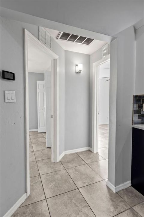 待售: $399,900 (4 贝兹, 2 浴室, 1710 平方英尺)