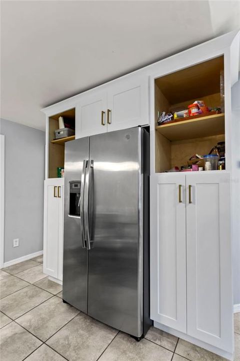 待售: $399,900 (4 贝兹, 2 浴室, 1710 平方英尺)