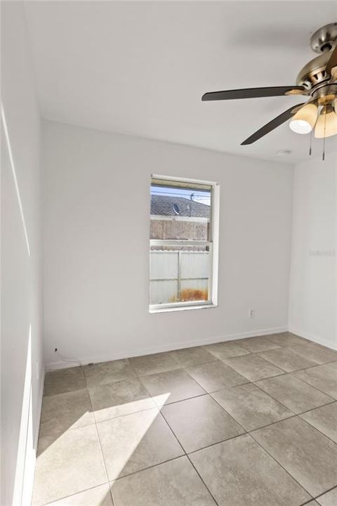 待售: $399,900 (4 贝兹, 2 浴室, 1710 平方英尺)