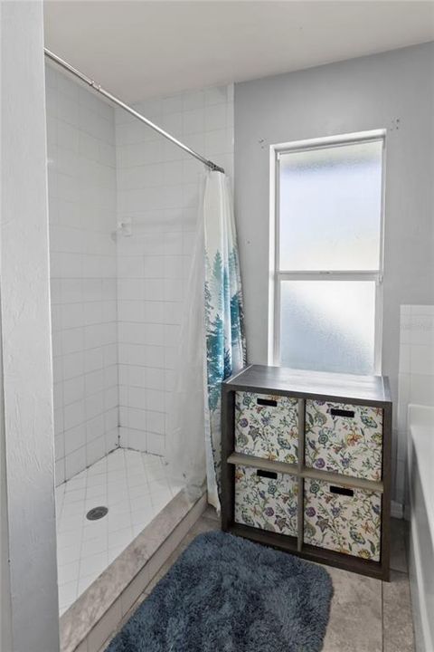 待售: $399,900 (4 贝兹, 2 浴室, 1710 平方英尺)